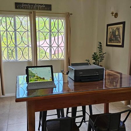 Komfort Getaway Villa At Countrymist Ocho Rios Zewnętrze zdjęcie